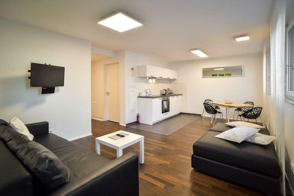 Deluxe Ferienwohnung Apartment Stuttgart Centre/Milaneo Ngoại thất bức ảnh