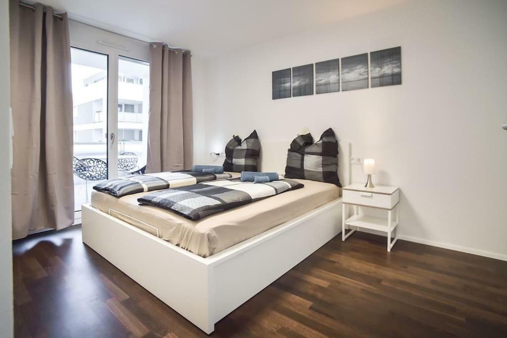 Deluxe Ferienwohnung Apartment Stuttgart Centre/Milaneo Ngoại thất bức ảnh